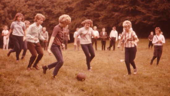 1963 - pigefodbold